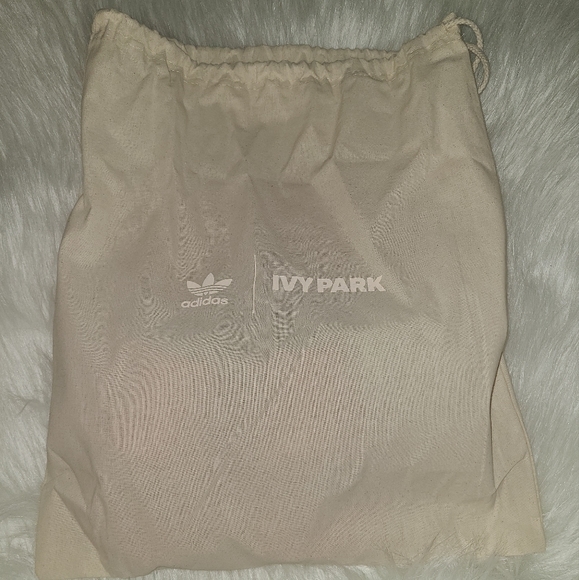 Adidas x Ivy Park Red Leather Slide M6 W7 - Picture 9 of 9